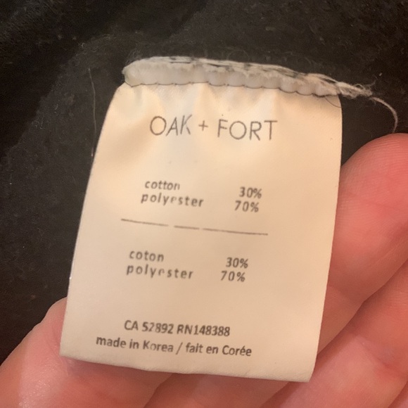 Oak and Fort long black sweatshirt - Picture 3 of 4